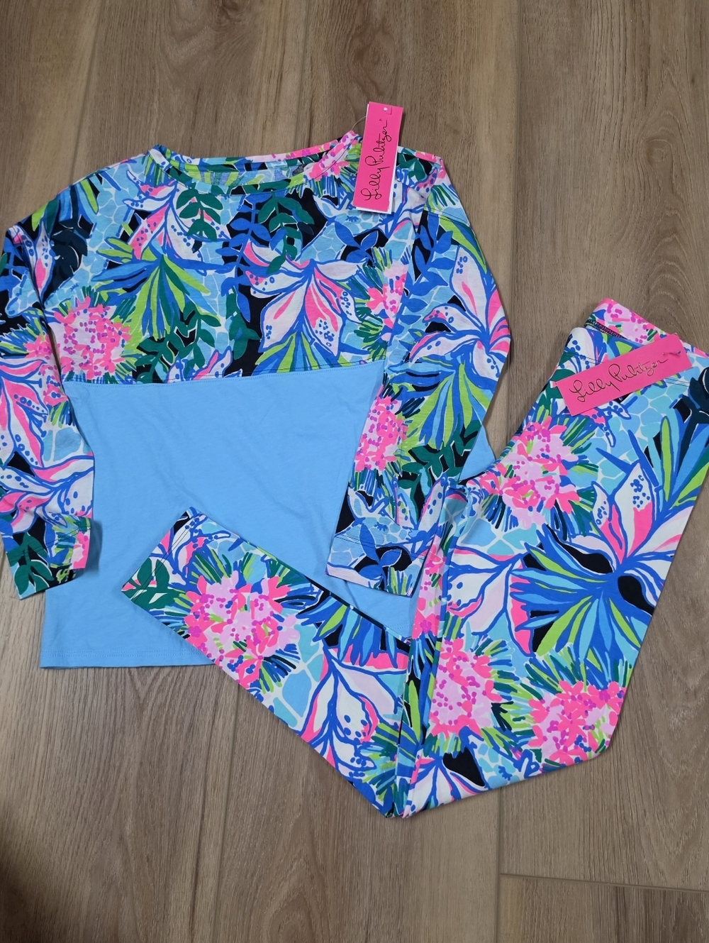 Lilly Pulitzer Neon Pink & Sky Blue Tropical Print Active Set